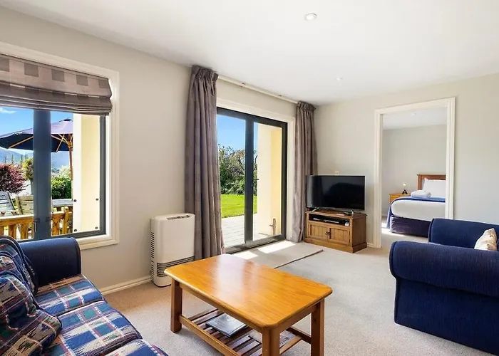 Warm And Spacious 2 Bedroom, Downstairs Appartement Wanaka